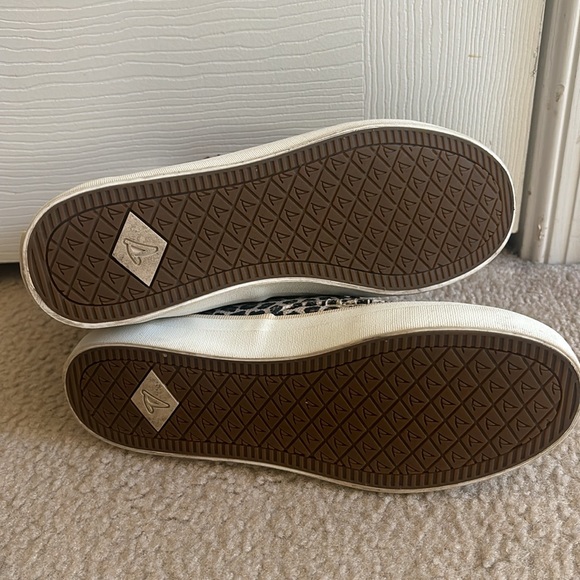 Sperry Top Sider Crest Faux Fur High Top Sneaker Animal Print Tan 6.5M - Picture 4 of 5